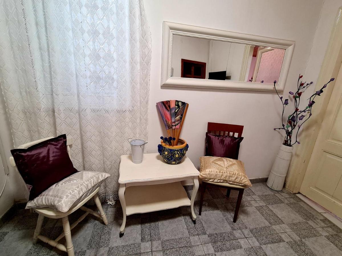 Yellow, Red & Blue Apartment Split Exterior foto